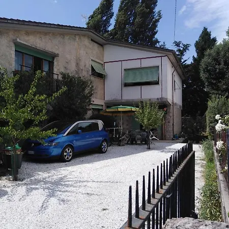 Gæstehus Il Semaforo O Due Matrimoniali Con Bagno A Pochi Passi Dal Centro Pietrasanta, Con Wi-fi Pietrasanta
